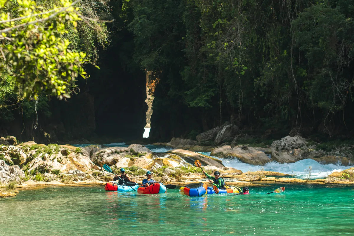 INTRODUCCION AL PACKRAFT EN CASCADAS DE AGUA AZUL - 2 DÍAS