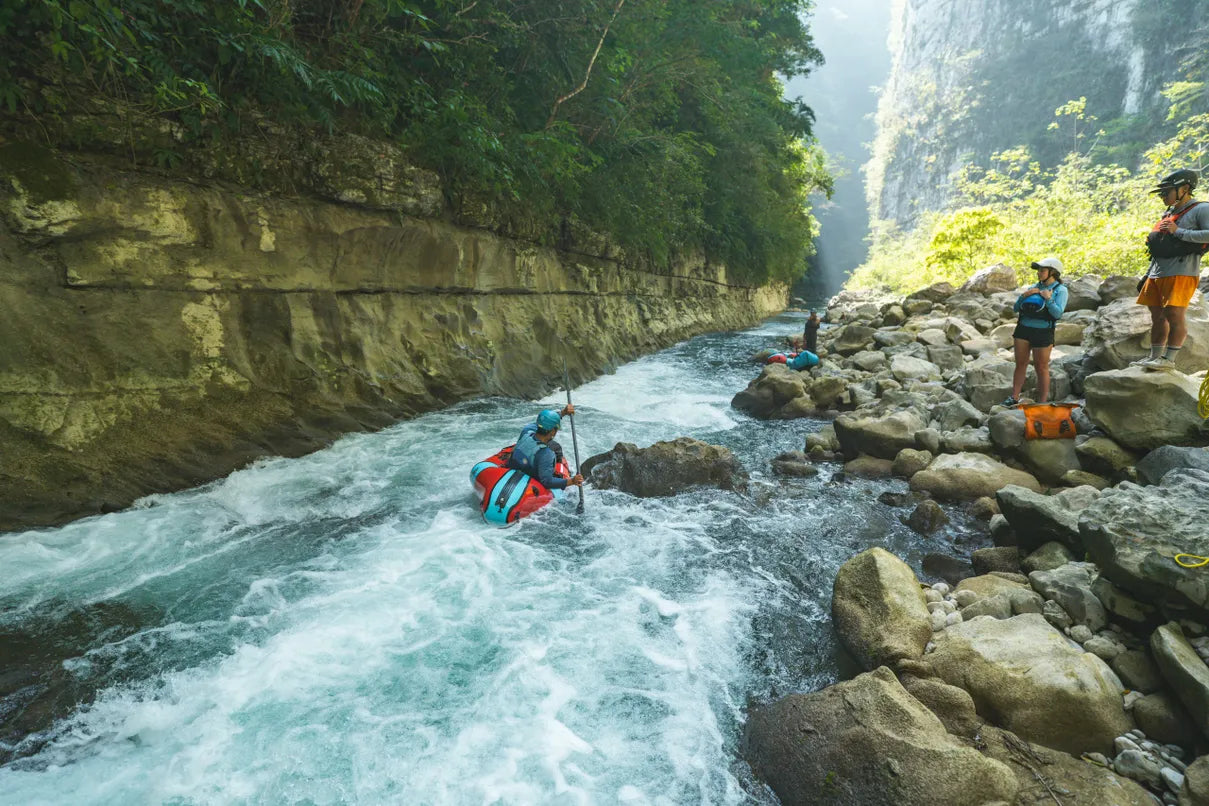 INTRODUCCION AL PACKRAFT EN CASCADAS DE AGUA AZUL - 2 DÍAS